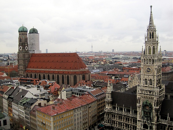 Blick auf die Frauenkirche in München