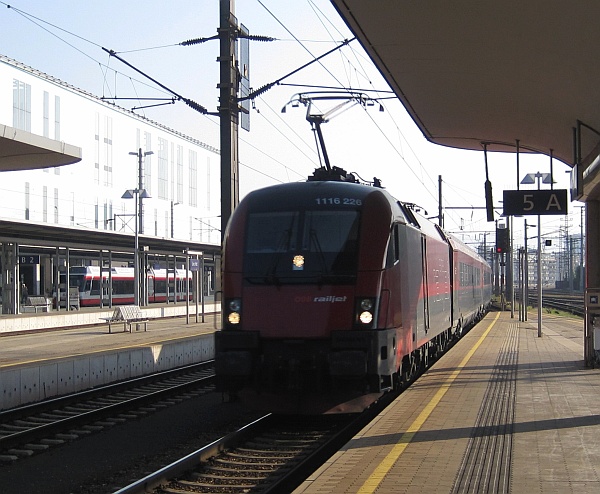 Railjet in Linz