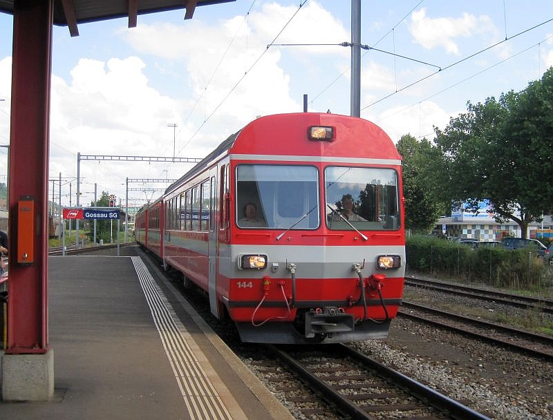 Regionalzug der Appenzeller Bahnen in Gossau