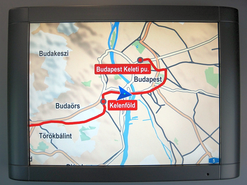 Streckenkarte auf dem Display im Railjet Wien-Budapest