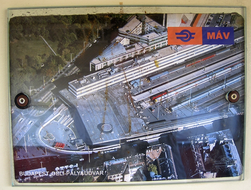 Altes Luftbild vom Bahnhof Déli pályaudvar Budapest