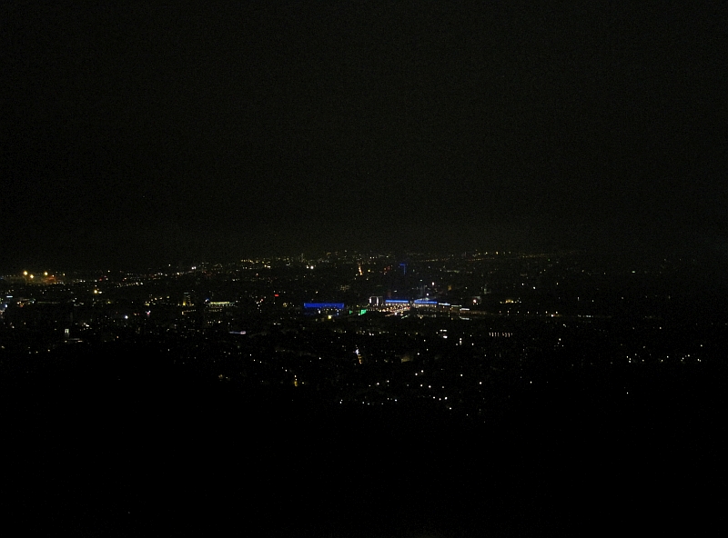 Blick vom Pöstlingberg über Linz bei Nacht