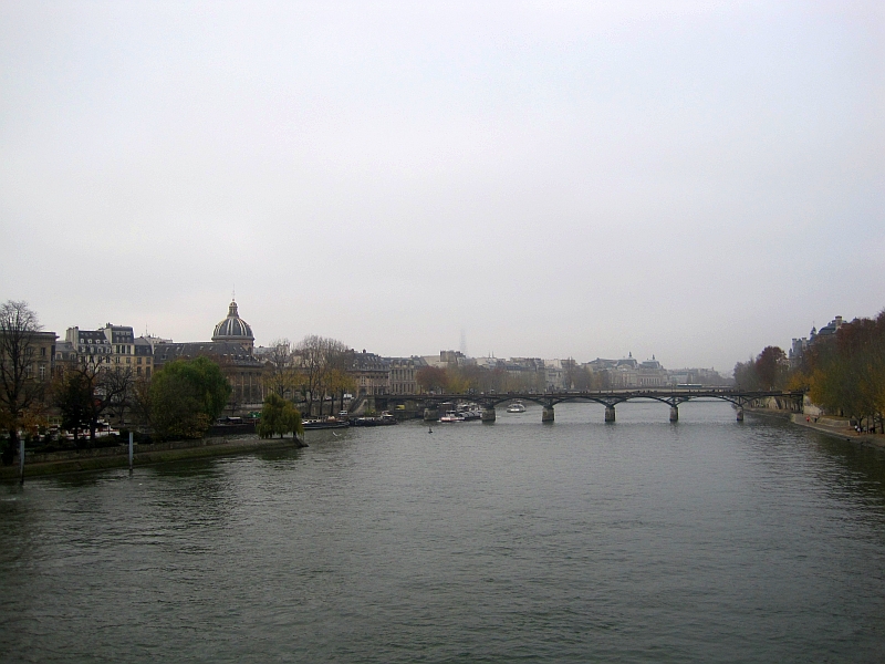 Fußgängerbrücke Pont des Arts über die Seine in Paris