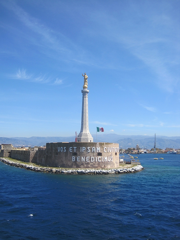 Mariensäule am Hafen von Messina