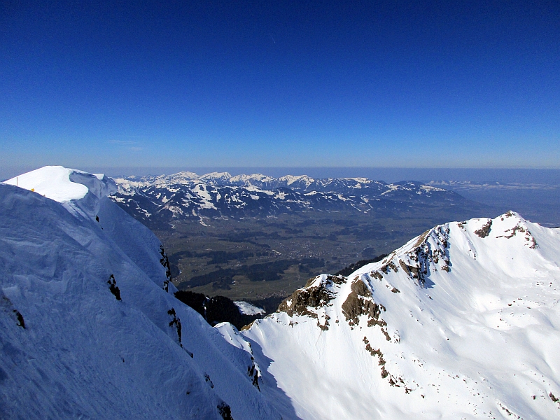 Alpenpanorama vom Gipfel des Nebelhorns