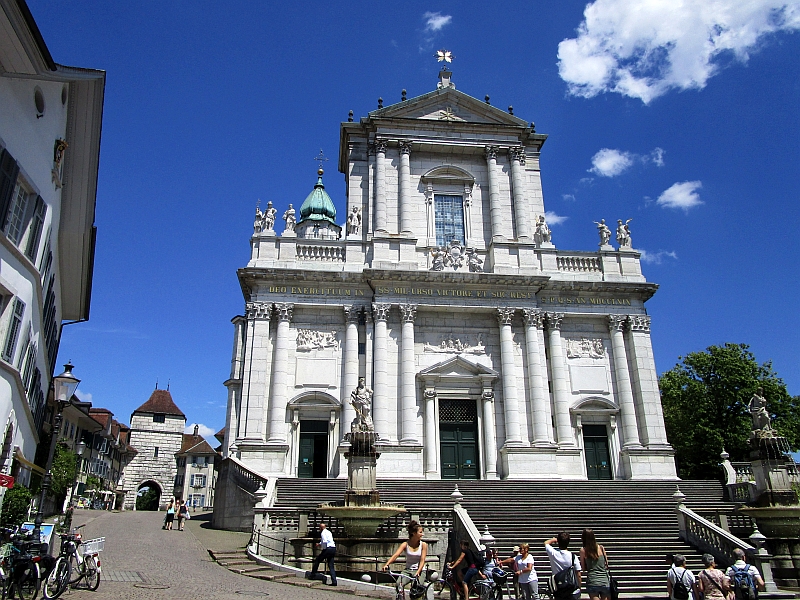 Westportal der St.-Ursen-Kathedrale